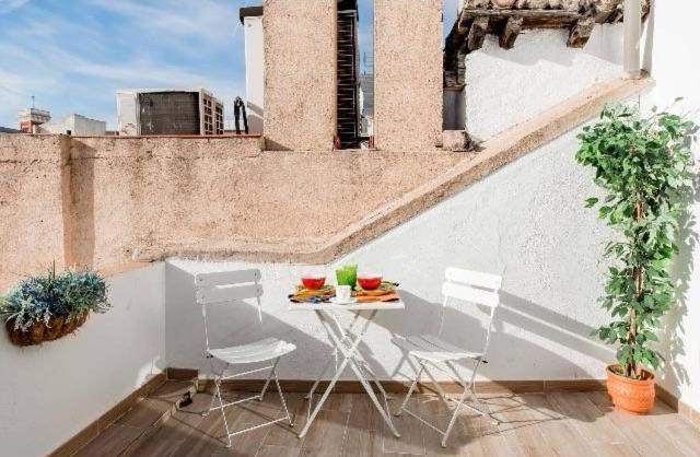 Atico Duplex Con Terraza En Puro Centro, 2 A 8 Pax Apartment Madrid Exterior photo