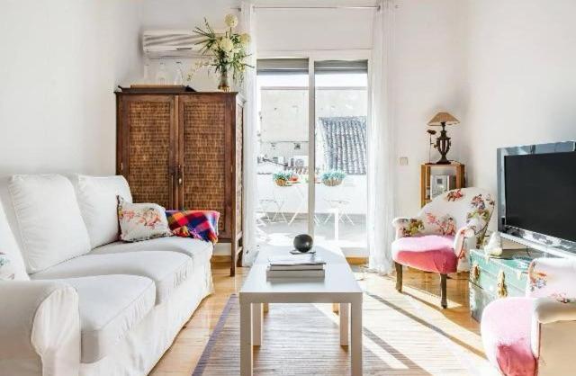 Atico Duplex Con Terraza En Puro Centro, 2 A 8 Pax Apartment Madrid Exterior photo