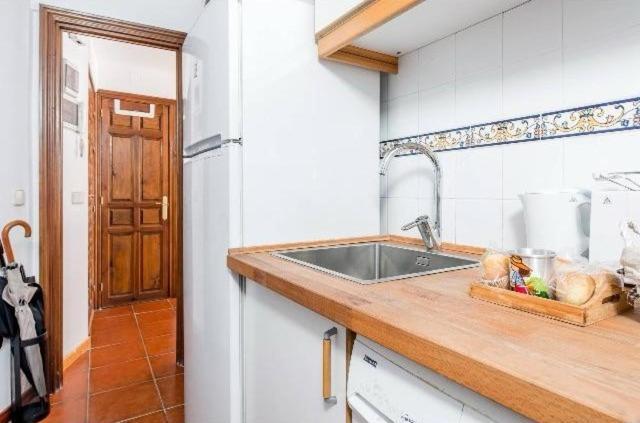 Atico Duplex Con Terraza En Puro Centro, 2 A 8 Pax Apartment Madrid Exterior photo